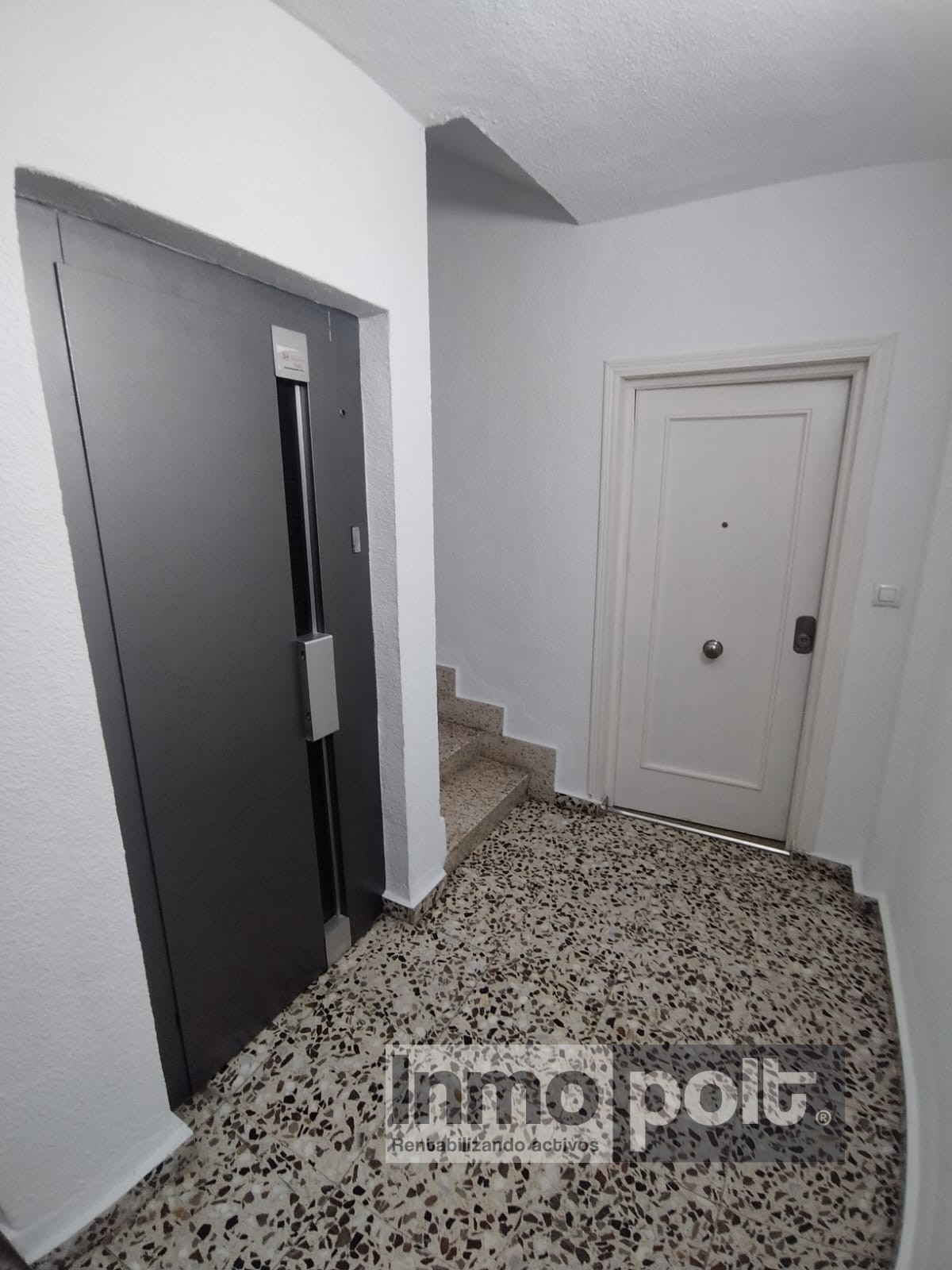 50069_habitacion izq-pta der (3).jpg